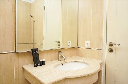 Photo 14 - Strategic and Best 3BR Apartment at FX Residence
