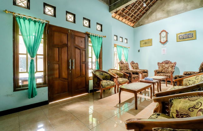 Mutiara Guesthouse - Foto 2