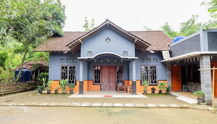 Photo 1 - Mutiara Guesthouse