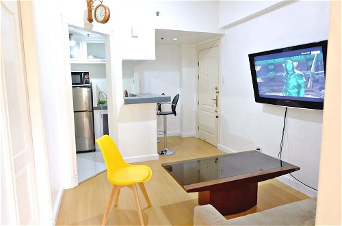 Photo 1 - Forbeswood Heights 2BR by Stays PH