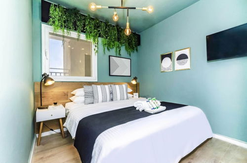 Foto 4 - New - Trendy One Bedroom Apt, Most Popular Area
