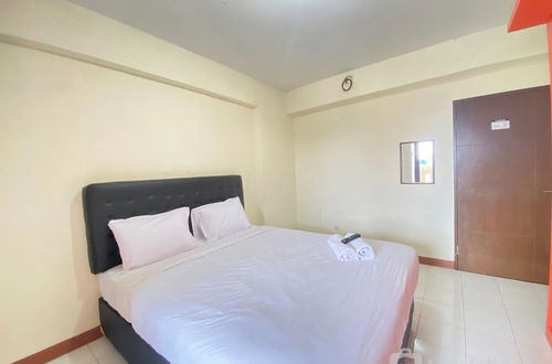 Photo 2 - Spacious Studio Apartment At Gateway Ahmad Yani Cicadas