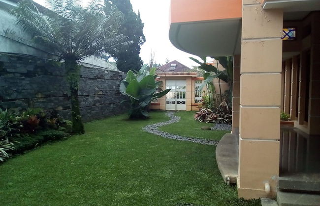 Simply Homy Guesthouse Graha Puspa - Foto 17