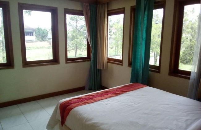 Simply Homy Guesthouse Graha Puspa - Foto 2