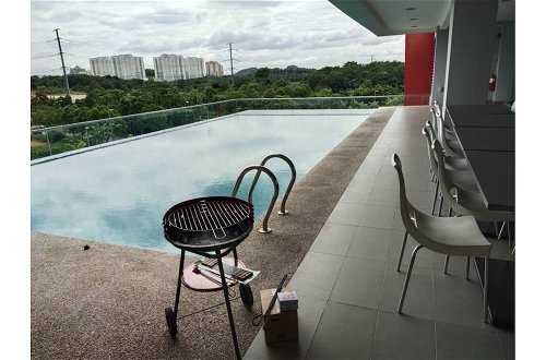 Photo 14 - 8500SF Rooftop Pool & Gym at Cyberjaya
