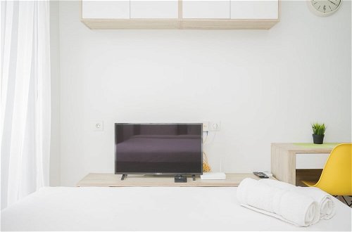 Photo 2 - Comfort and Minimalist Studio Apartment at Springwood Residence