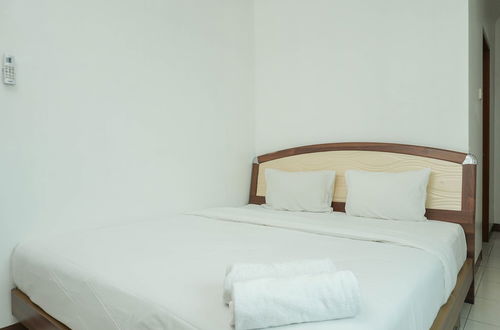 Photo 3 - Spacious and Good 3BR Pangeran Jayakarta Apartment