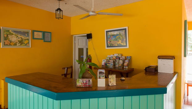 Check-in/check-out kiosk