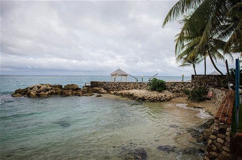 Photo 15 - Tropical Beach Suite