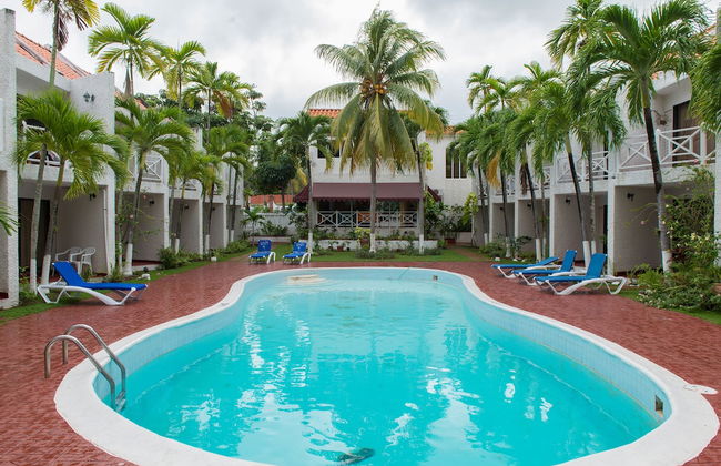 Tropical Beach Suite - Photo 12