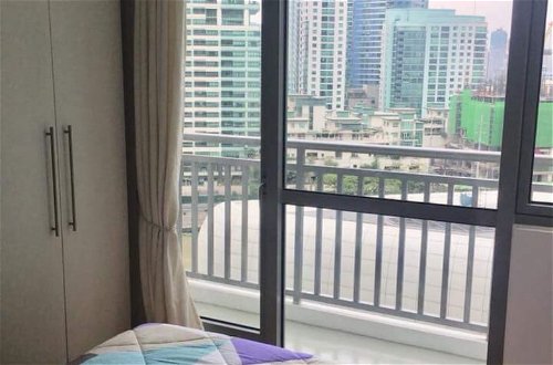 Foto 12 - 2 Bedroom Suite by Nezpril at Acqua Residence Manila