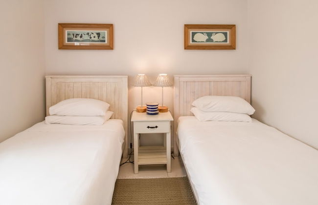 Langebaan Kite Cottages - Photo 3