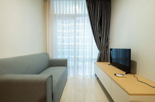 Foto 14 - Well Equipped 1BR Brooklyn Alam Sutera Apartment near IKEA