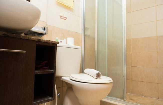 Spacious Studio Room at Grand Setiabudi Apartment - Foto 21