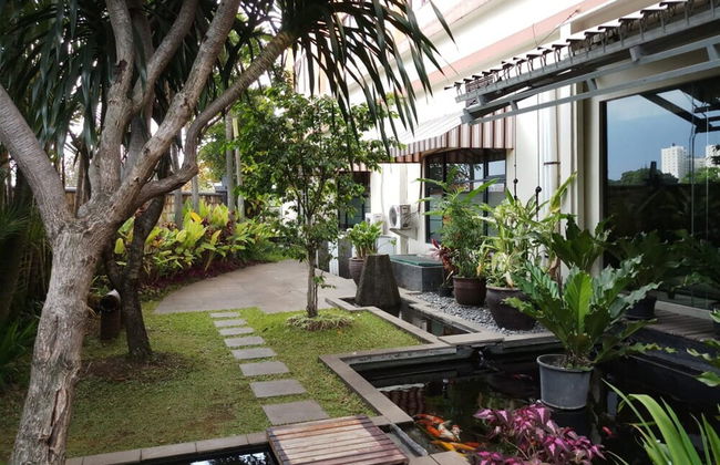 Spacious Studio Room at Grand Setiabudi Apartment - Foto 39