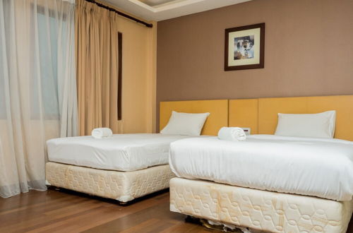 Photo 7 - Spacious Studio Room at Grand Setiabudi Apartment