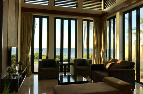 Foto 18 - Sunset Seaview Beach Villas & Spa Suites at Nexus Karambunai