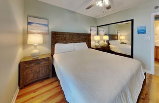 Photo 2 - Pelican Pointe by Southern Vacation Rentals