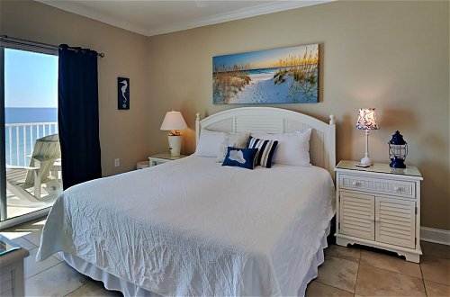Foto 12 - Crystal Shores by Southern Vacation Rentals