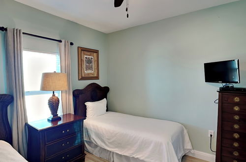 Photo 19 - Crystal Shores by Southern Vacation Rentals