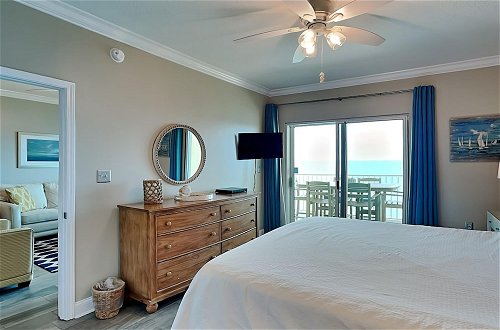 Foto 16 - Crystal Shores by Southern Vacation Rentals
