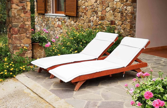 Quiet and Relaxing, Surrounded by Greenery a few Kilometers From the sea - Photo 22