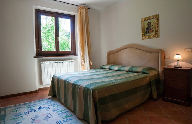 Wonderful Villa With Private Pool in the Heart of Tuscany - Photo 3