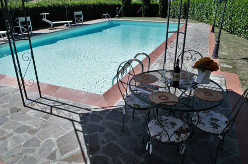 Photo 17 - Wonderful Villa With Private Pool in the Heart of Tuscany