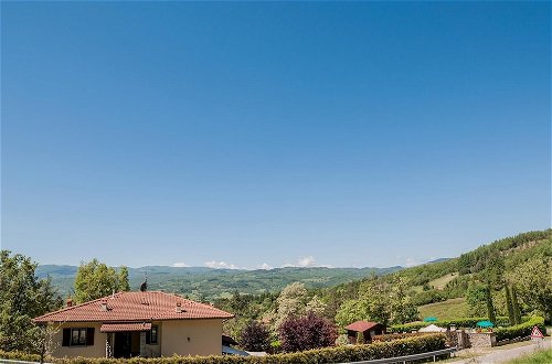 Photo 31 - Wonderful Villa With Private Pool in the Heart of Tuscany