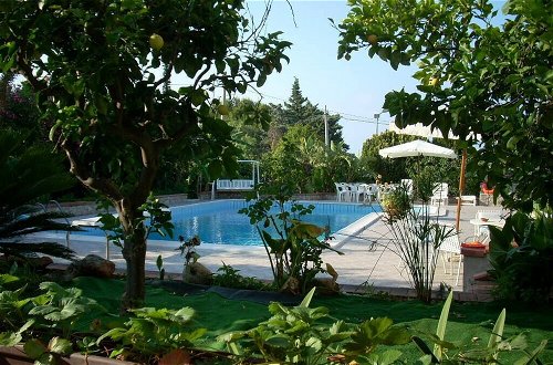 Photo 17 - Panoramic Apartment in Villa With Pool and Garden Wi-fi