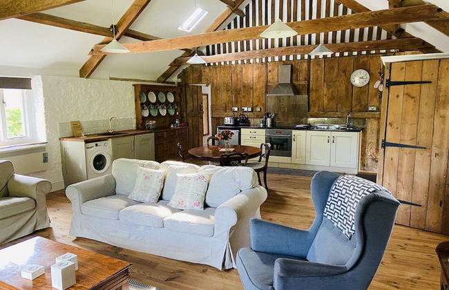 Beautiful Barn Conversion With Wood-burning Stove - Foto 12