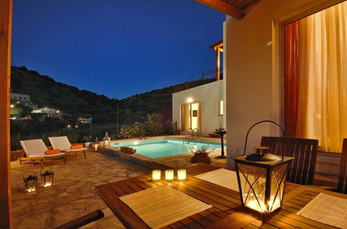 Photo 9 - Spacious Villa With Private Pool and sea View, Just 150 Meters From the sea