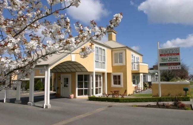 Birchwood Manor Motel - Foto 1