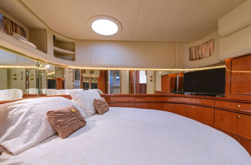 Photo 4 - Luxury Yacht Hotel