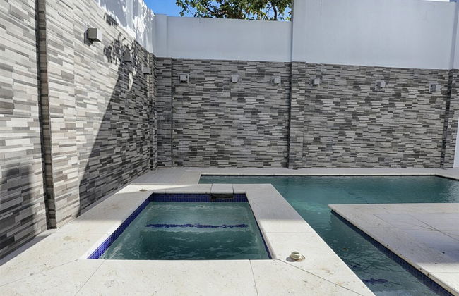 Glencoe Townhome With Loft Jacuzzi and Pool - Foto 24