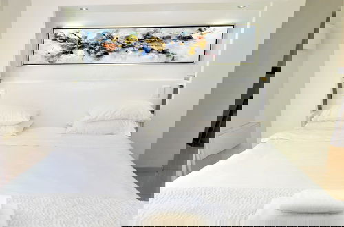 Photo 6 - Footprints Self-Catering & B&B