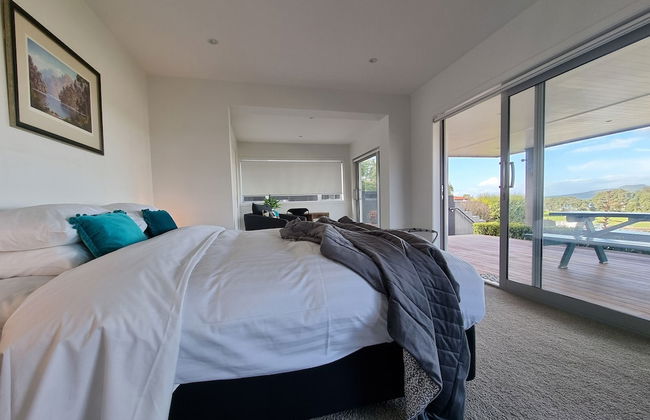 Fabulous Milford 1BR With Views & SkyTV - Photo 13