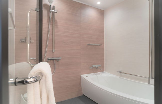Oakwood Suites Yokohama - Photo 43