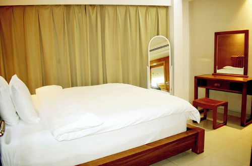 Photo 5 - Yara Suites