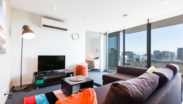 Photo 1 - ALLINDA, 1BDR Melbourne Apartment