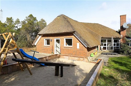 Photo 27 - 12 Person Holiday Home in Blavand