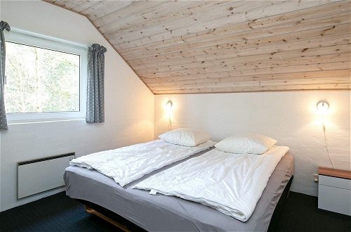 Photo 21 - 12 Person Holiday Home in Blavand