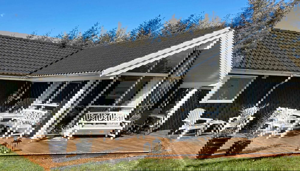 8 Person Holiday Home in Lokken - Photo 1