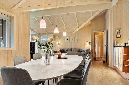 Photo 14 - 8 Person Holiday Home in Lokken