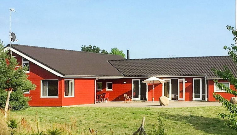 Photo 1 - Rustic Holiday Home in Ebeltoft with Hot Tub