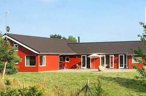 Photo 1 - Rustic Holiday Home in Ebeltoft with Hot Tub