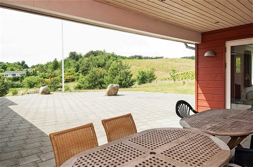 Photo 29 - Rustic Holiday Home in Ebeltoft with Hot Tub