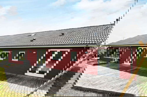 Photo 27 - Rustic Holiday Home in Ebeltoft with Hot Tub