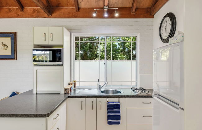 Homewood Cottages - Photo 6