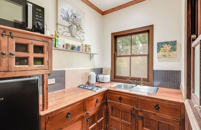 Homewood Cottages - Photo 7